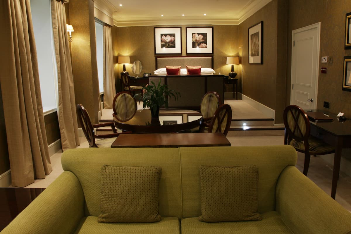 Suite | Premium bedding, minibar, in-room safe, desk