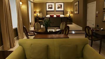 Suite | Premium bedding, minibar, in-room safe, individually decorated