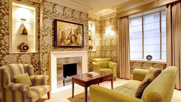 Suite | Premium bedding, minibar, in-room safe, individually decorated