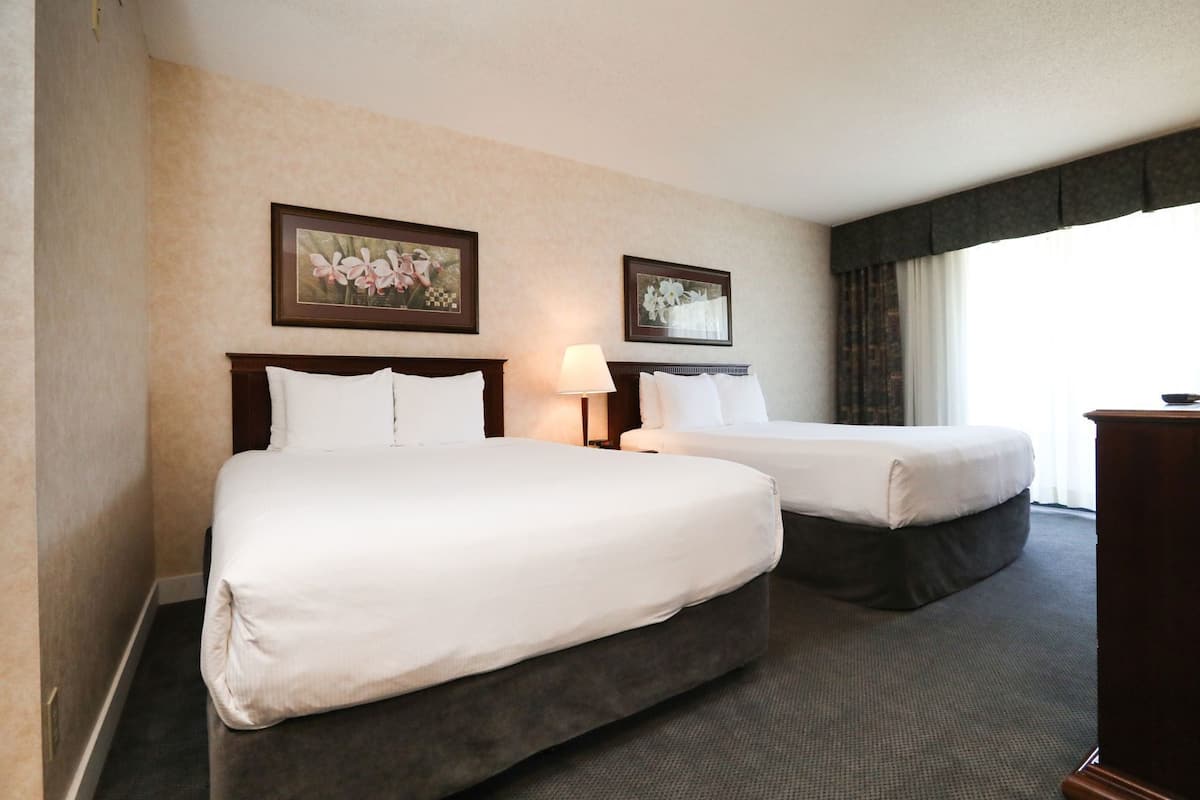 Pillow-top beds, in-room safe, desk, laptop workspace