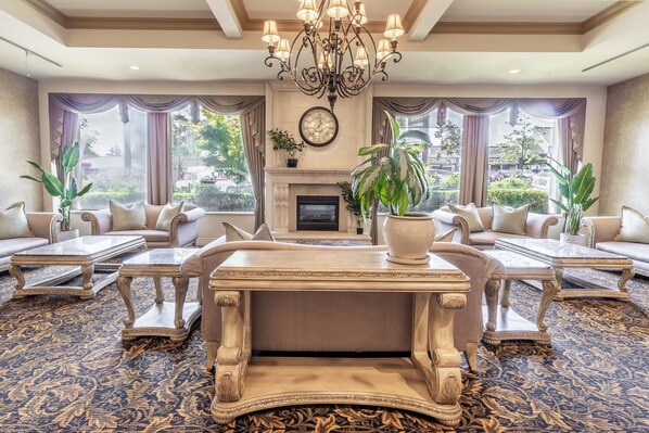 Lobby - Atrium Hotel Vancouver (Vancouver)