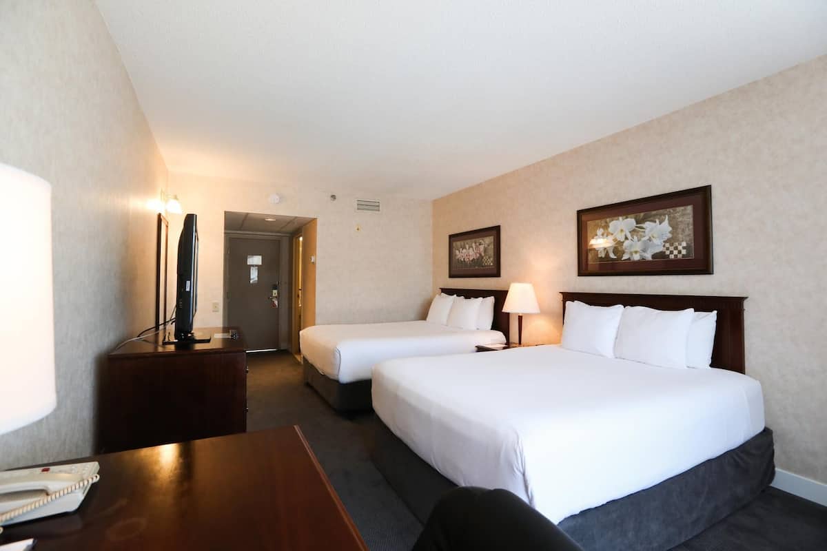 Surmatelas, coffres-forts dans les chambres, bureau