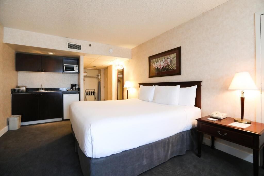 Pillow-top beds, in-room safe, desk, laptop workspace
