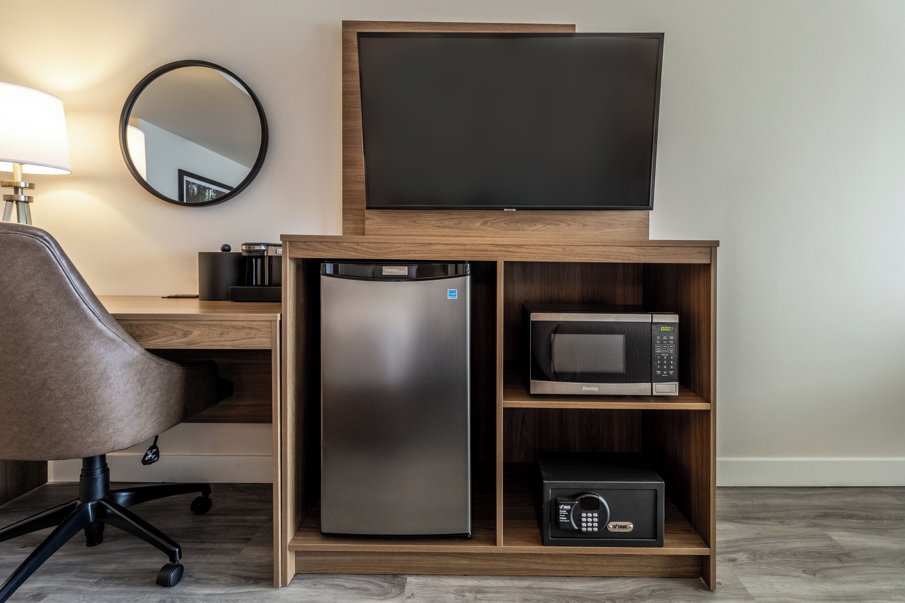 Photo - Atrium Hotel Vancouver