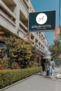 Atrium Hotel Vancouver