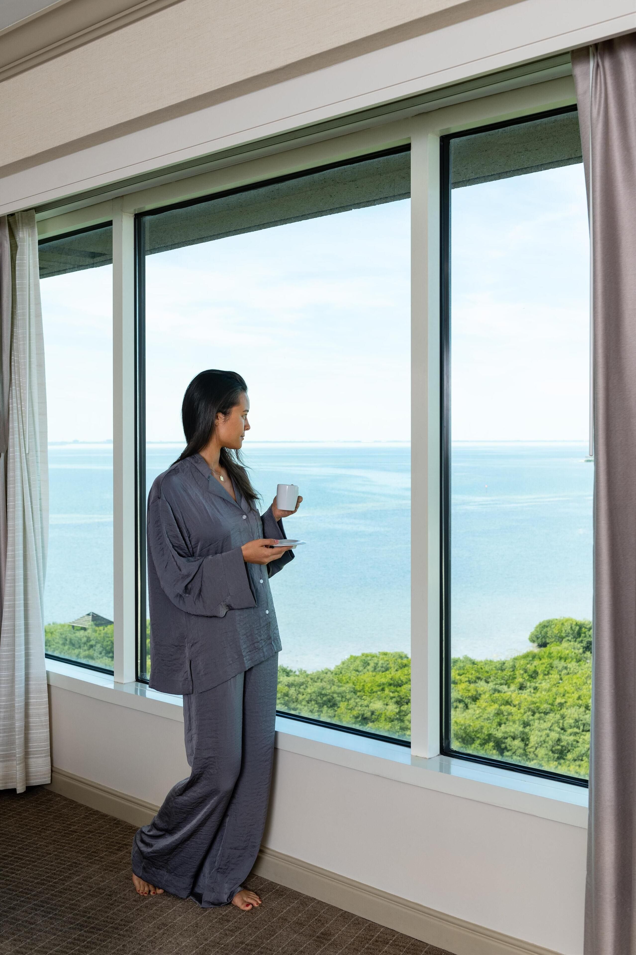 Premium bedding, in-room safe, desk, blackout curtains