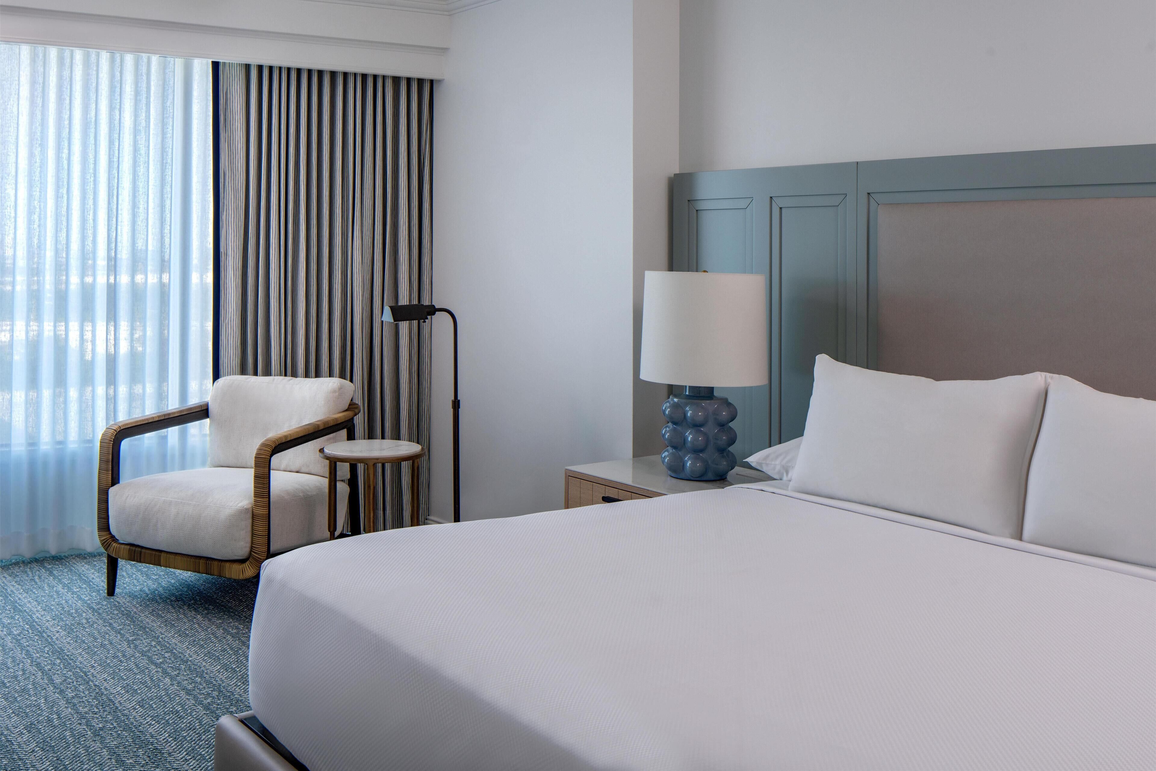 Premium bedding, in-room safe, desk, blackout drapes