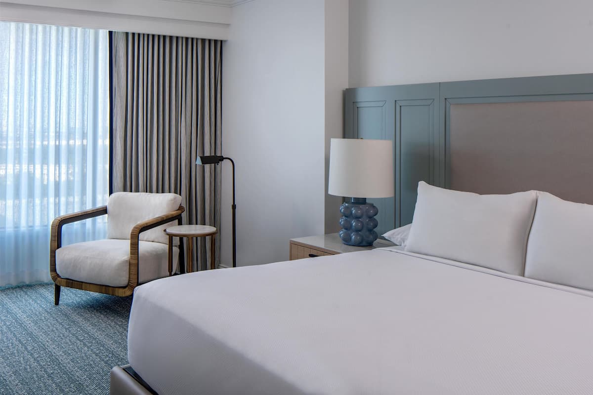 Literie de qualité supérieure, coffres-forts dans les chambres, bureau