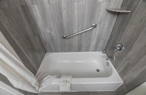 Hair dryer, towels - Hospitality Inn San Bernardino/ Redlands  (San Bernardino)
