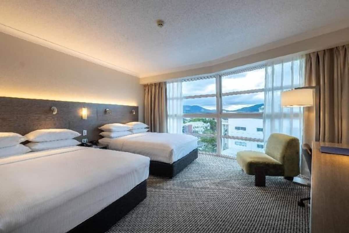 Hypo-allergenic bedding, in-room safe, desk, laptop workspace