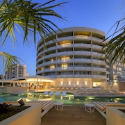 DoubleTree by Hilton Hotel Cairns