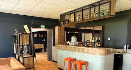 ibis Dieppe Val Druel