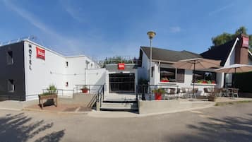 Extérieur