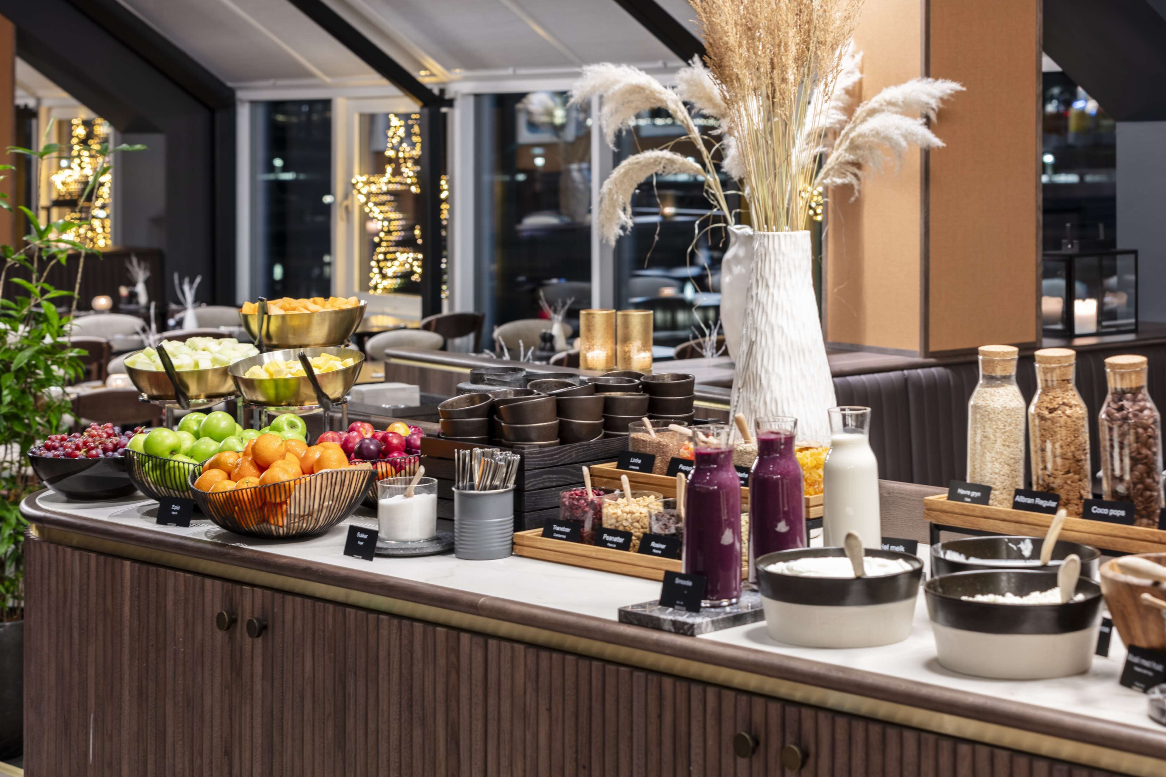 Daily buffet breakfast (NOK 159 per person)