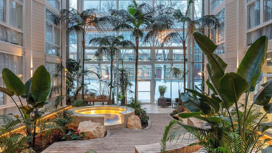 Radisson Blu Royal Garden Hotel