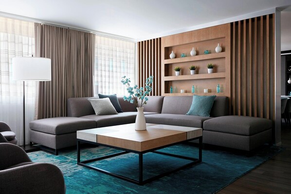 55-Zoll-Smart-TV mit Satellitenempfang, Fernseher, iPod-Dockingstation