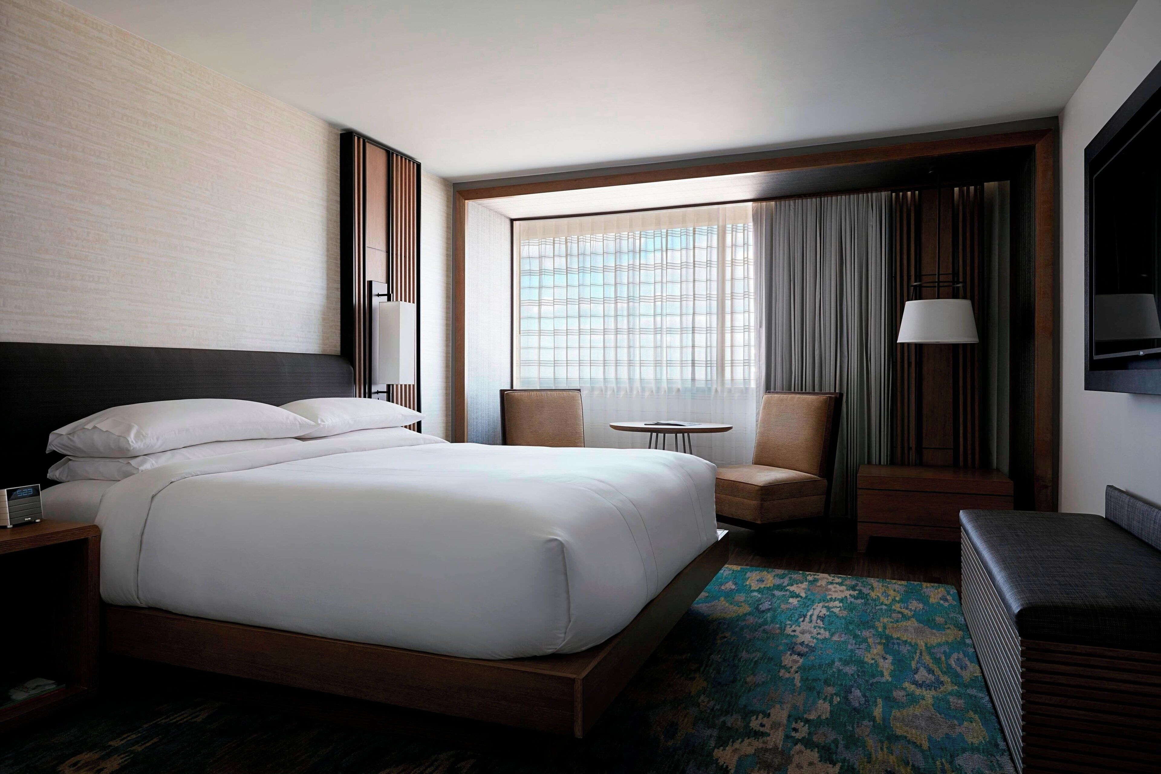 1 bedroom, premium bedding, down duvets, desk