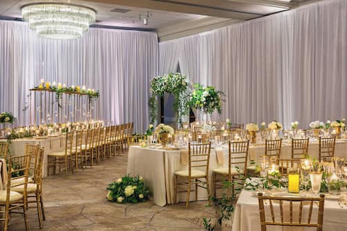 Banquet hall