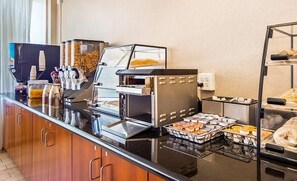Déjeuner à emporter gratuit tous les jours