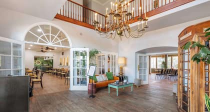 Best Western Plus Hill House