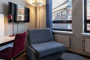 Superior-Zweibettzimmer | Zimmersafe, Schreibtisch, Verdunkelungsvorhänge, kostenlose Babybetten
