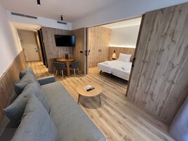 Premium-Apartment, 1 Schlafzimmer, Küche, Stadtblick | Bettwäsche aus ägyptischer Baumwolle, Daunenbettdecken, Pillowtop-Betten