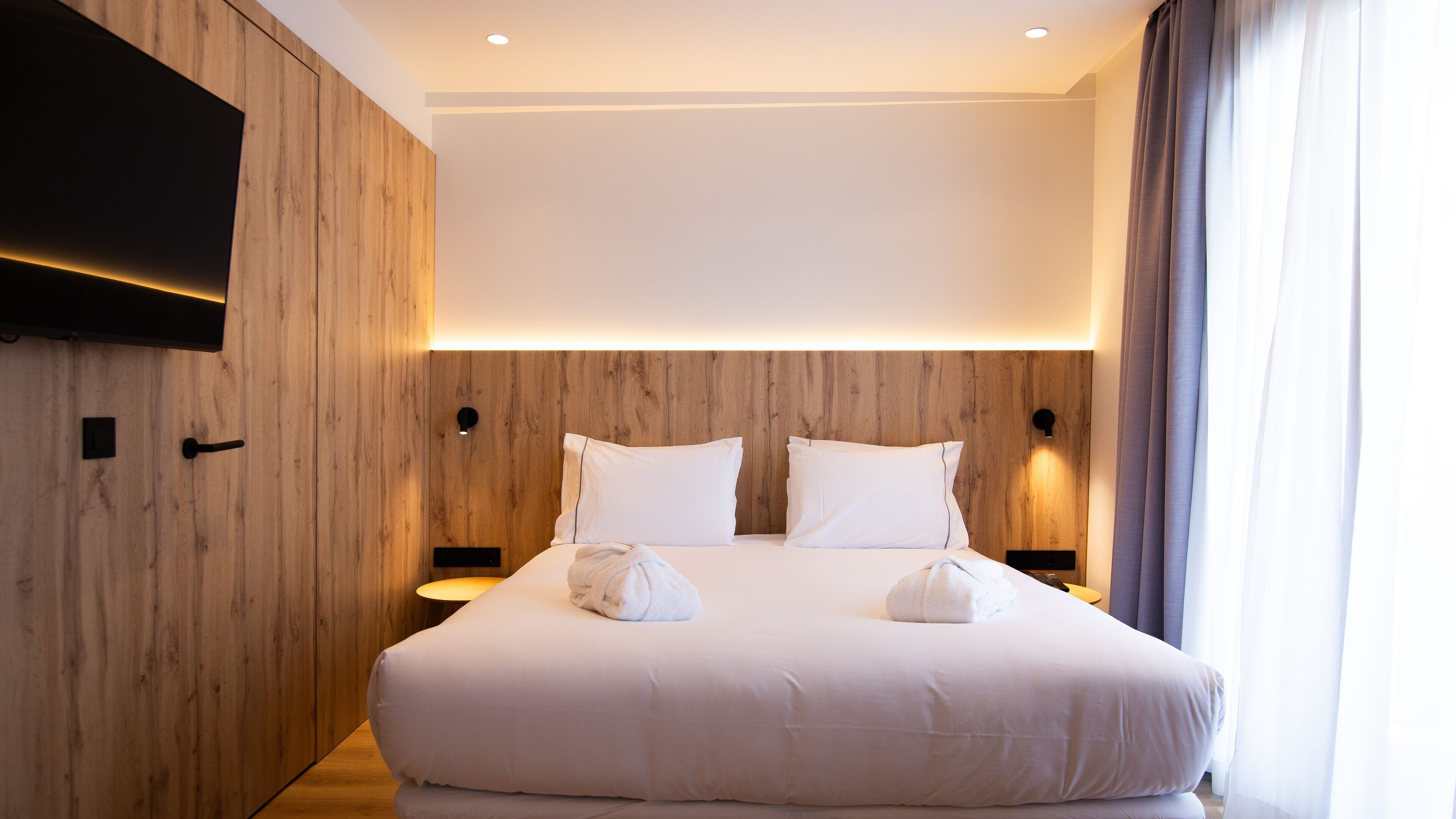 Leilighet – deluxe, 1 soverom, kjøkken, bakgårdsutsikt (Cielo Madrid) | Sengetøy i egyptisk bomull, dundyner og senger med overmadrass