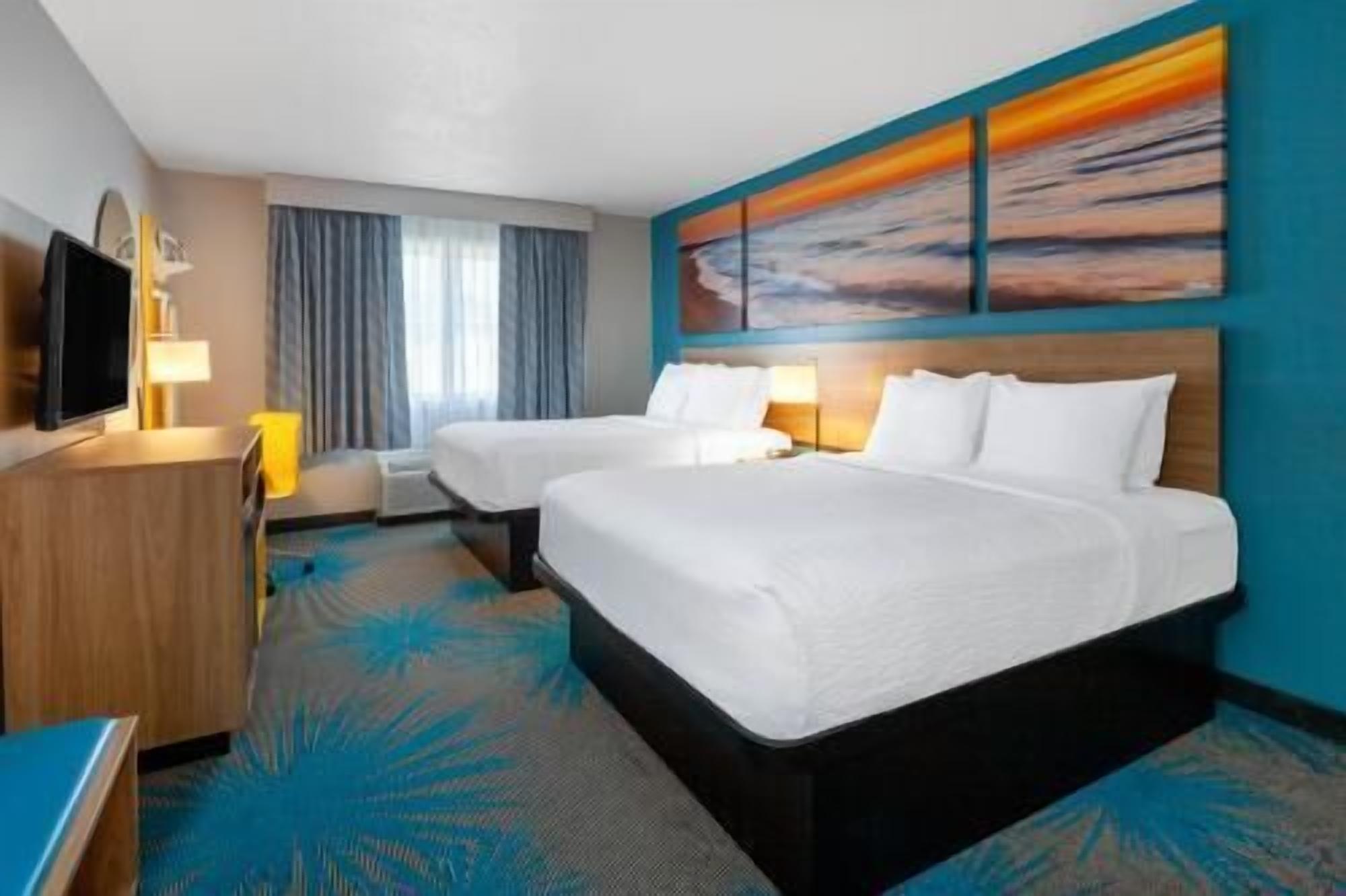 In-room safe, desk, laptop workspace, blackout drapes