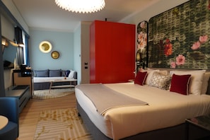 Premium bedding, minibar, in-room safe, laptop workspace