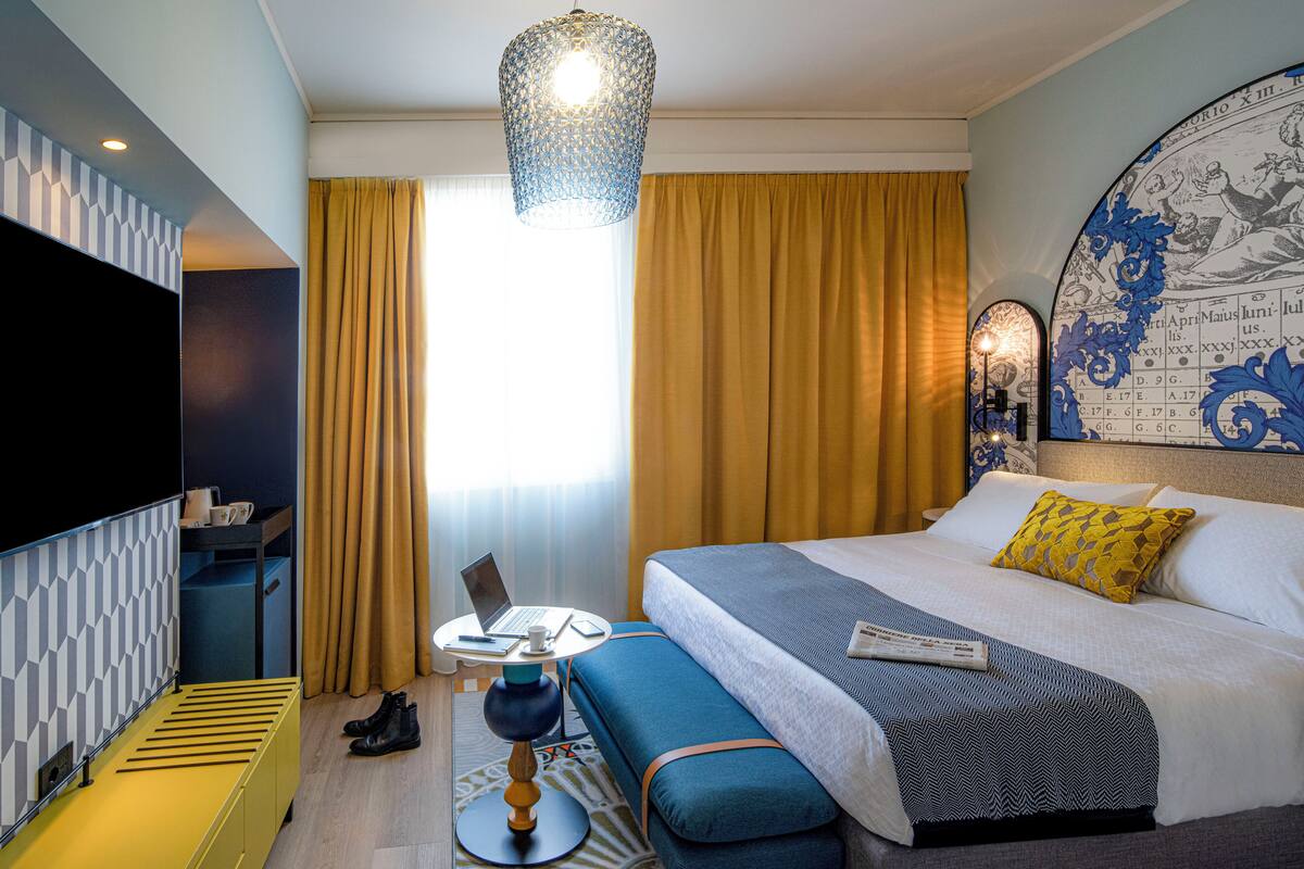 Ropa de cama de alta calidad y minibar