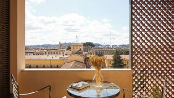 Premium bedding, minibar, in-room safe, laptop workspace