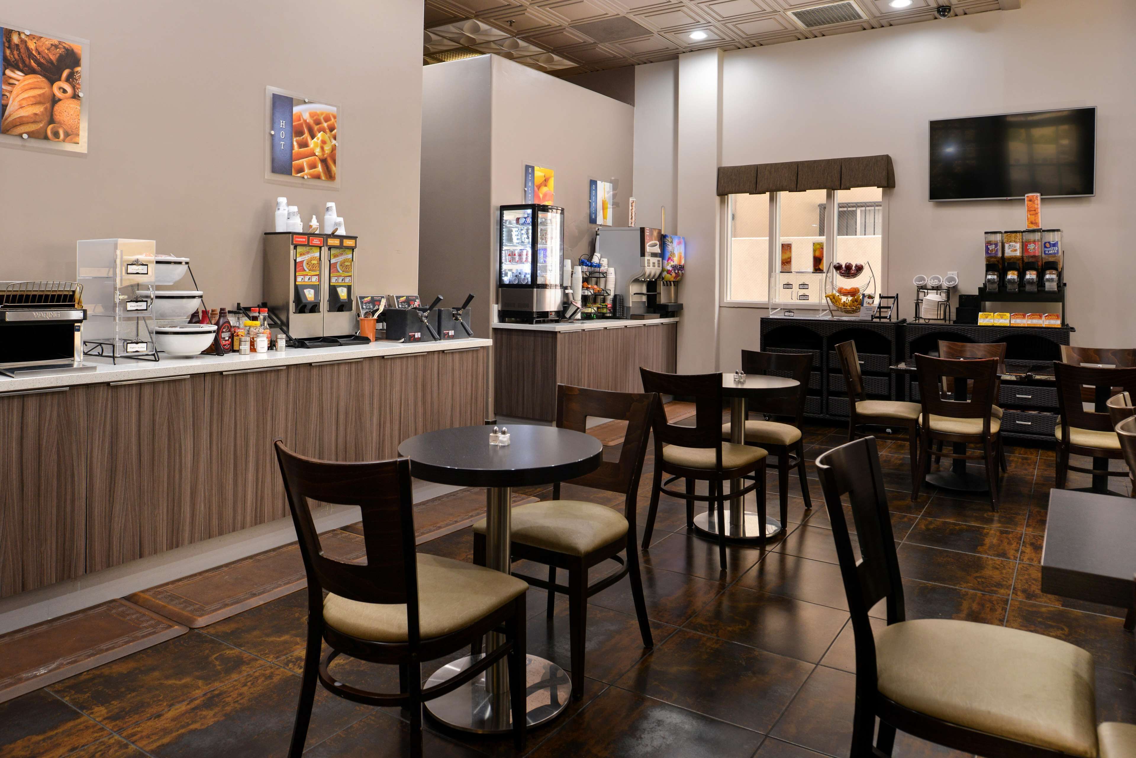 Foto - Best Western Plus Suites Hotel - LAX Airport LA Stadium