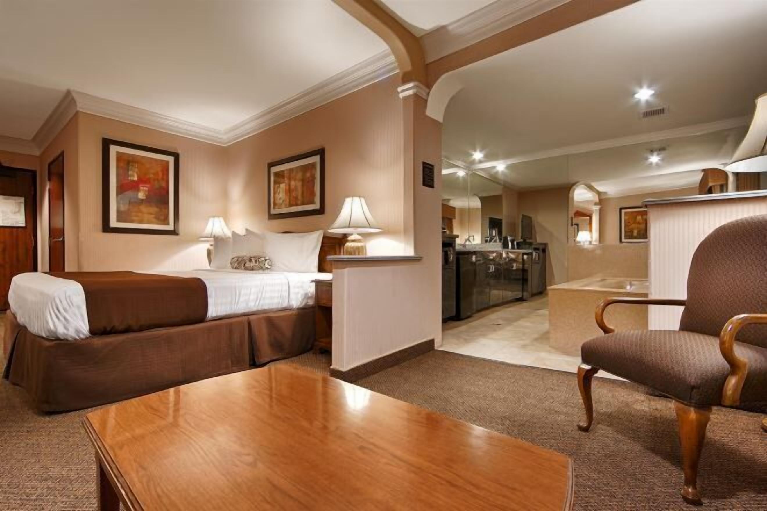 In-room safe, desk, laptop workspace, blackout curtains