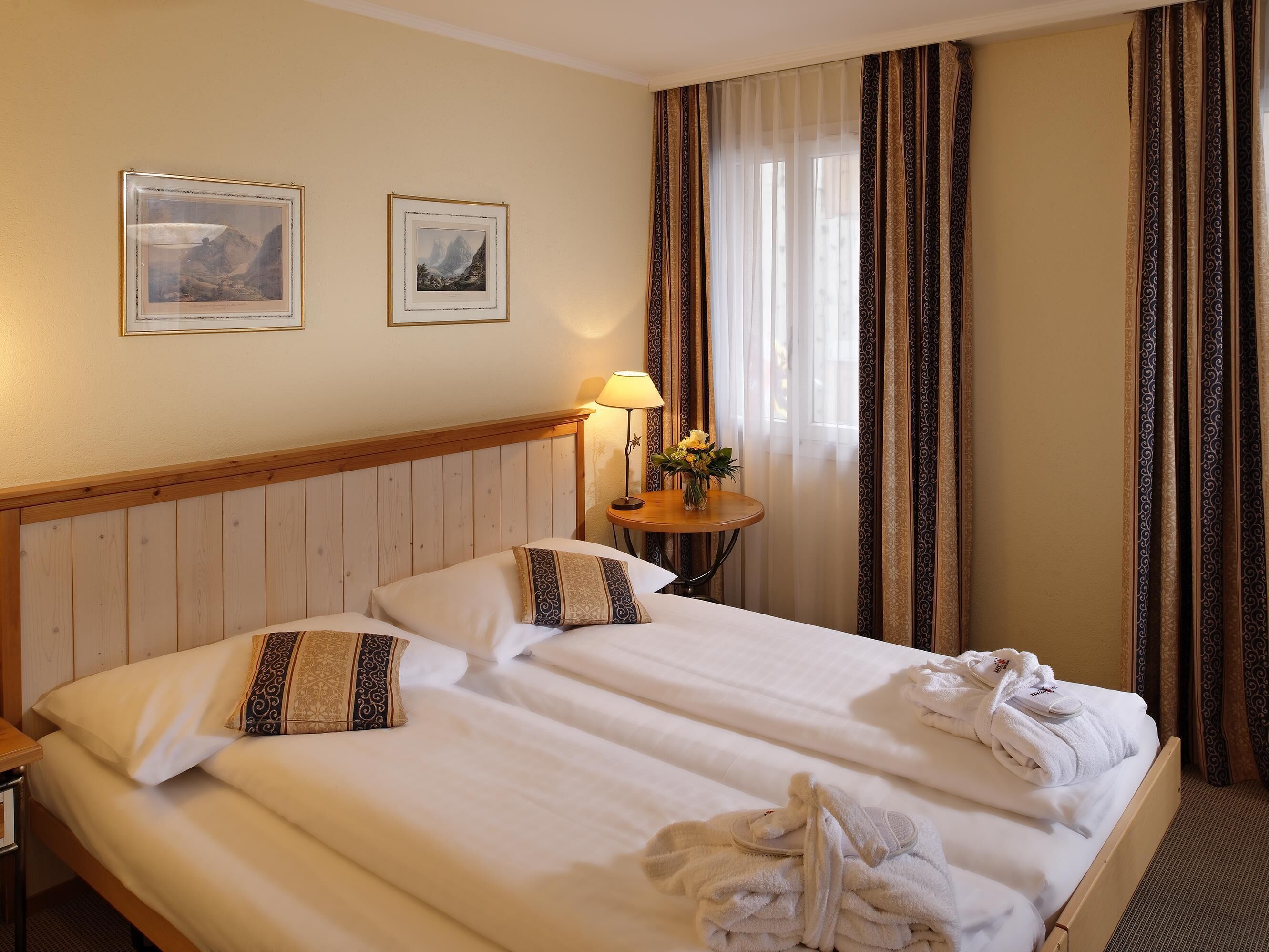 Hypo-allergenic bedding, minibar, in-room safe, desk