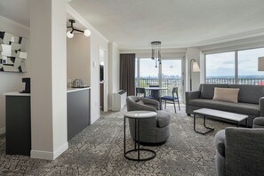 32-Zoll-Flachbildfernseher mit Kabelempfang, Smart-TV