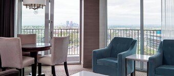 Sheraton Cavalier Calgary Hotel