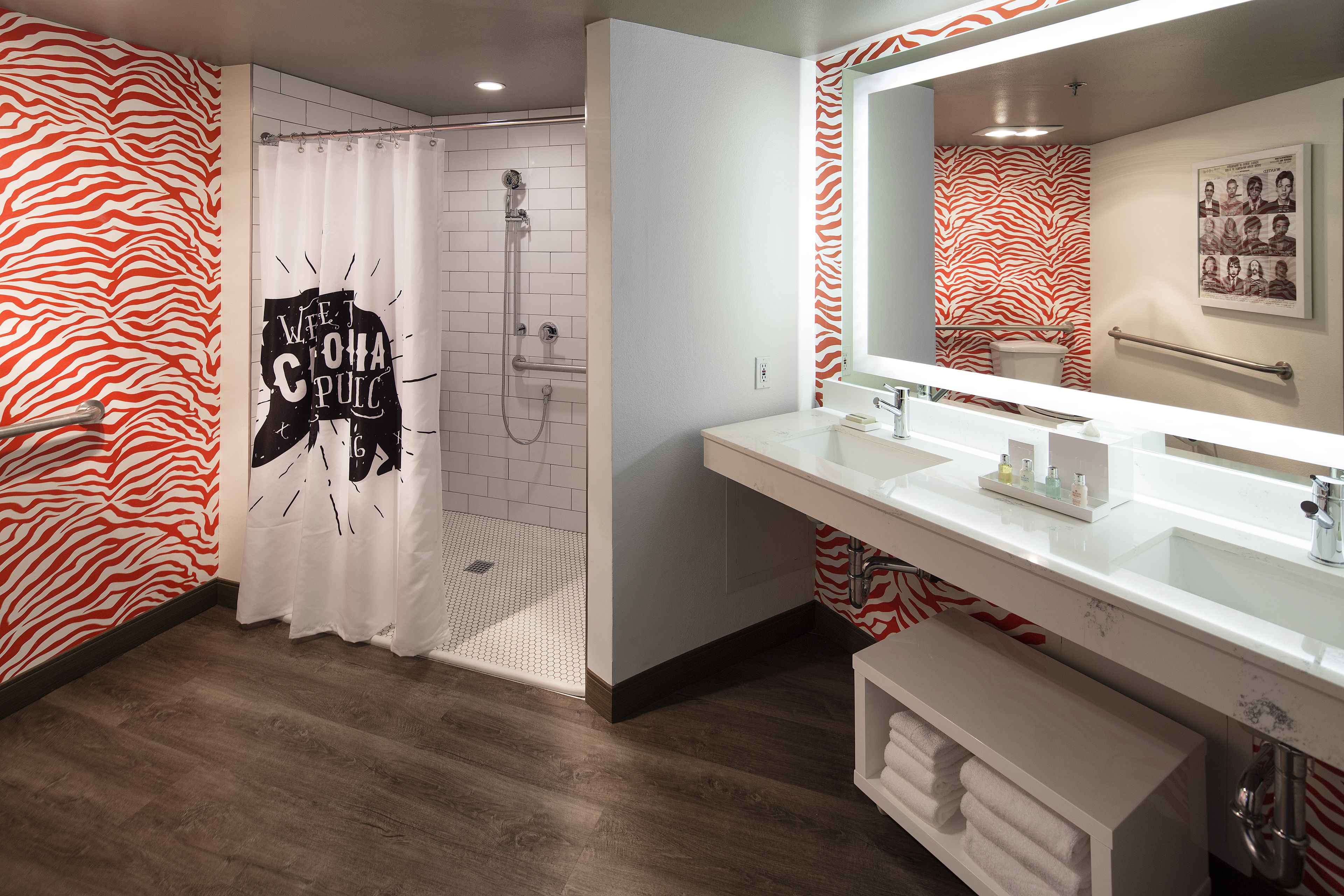 standard room, accessible, city view | bathroom | designer toiletries, hair dryer, towels