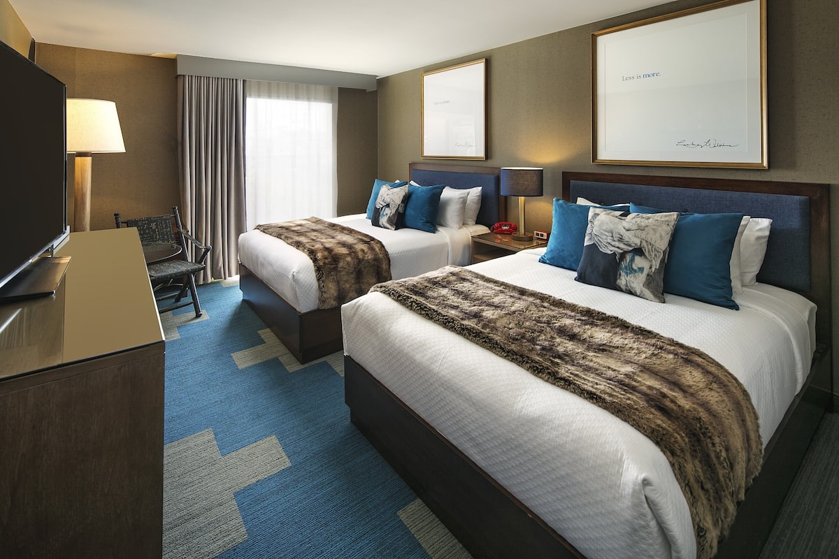 1 bedroom, premium bedding, down comforters, in-room safe