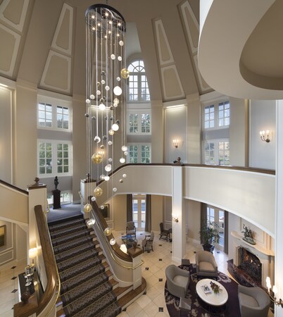 拉法耶公園溫泉飯店