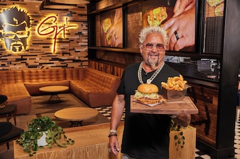 9 restaurants, breakfast, lunch, dinner served; American cuisine at Horseshoe Las Vegas