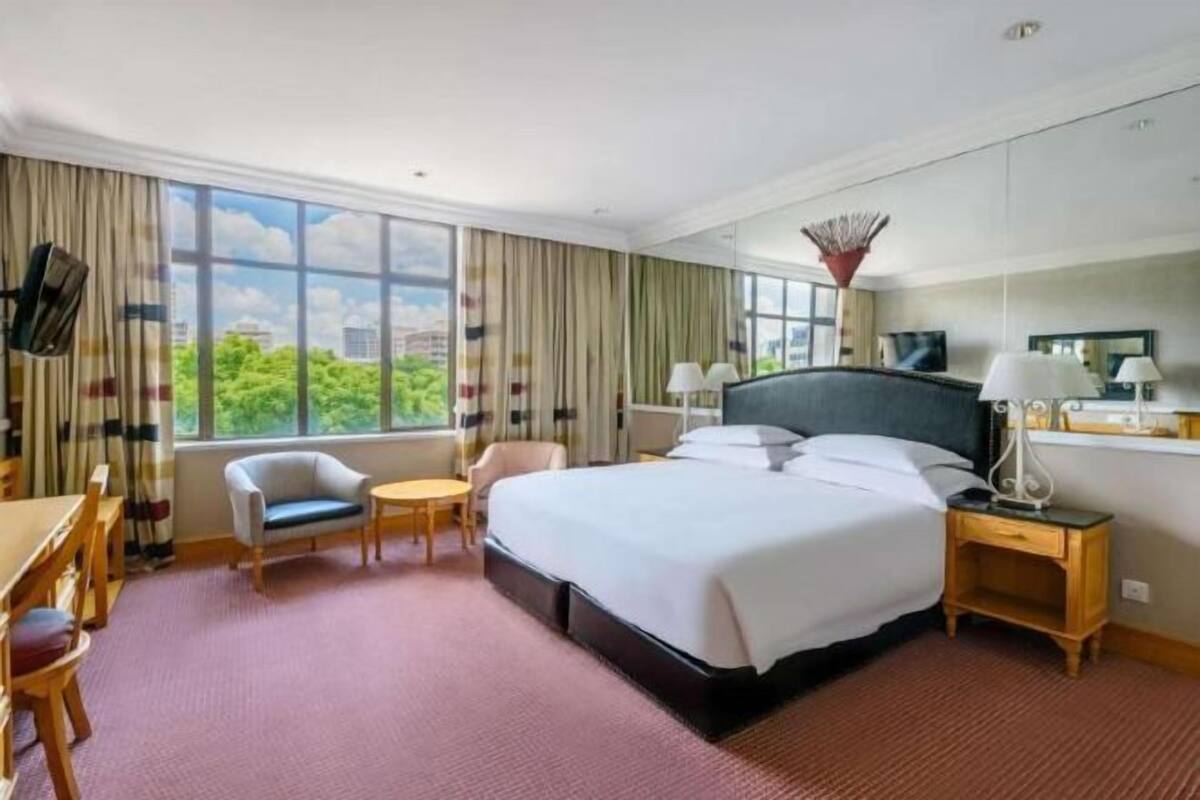 Hypo-allergenic bedding available, minibar, in-room safe, desk