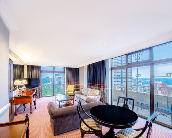 Minibar, in-room safe, desk, blackout curtains
