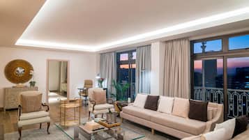 Minibar, in-room safe, desk, blackout drapes