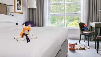 Family Room, Garden View