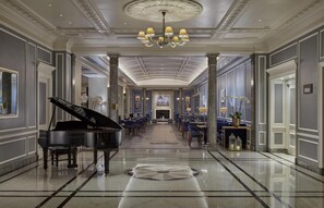 Lobby - Hyatt Regency London The Churchill (London)