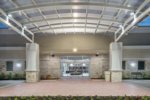 Exterior - Holiday Inn Beaumont East - Medical Ctr Area by IHG (Beaumont)