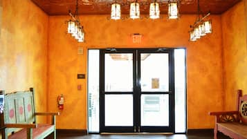 2 restaurants, breakfast, lunch, dinner served; Mexican cuisine
