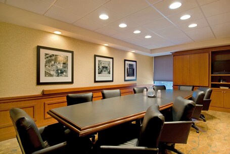 Hampton Inn Hendersonville - Image 24