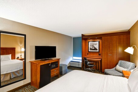 Hampton Inn Hendersonville - Image 35