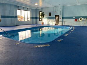 Indendørs pool